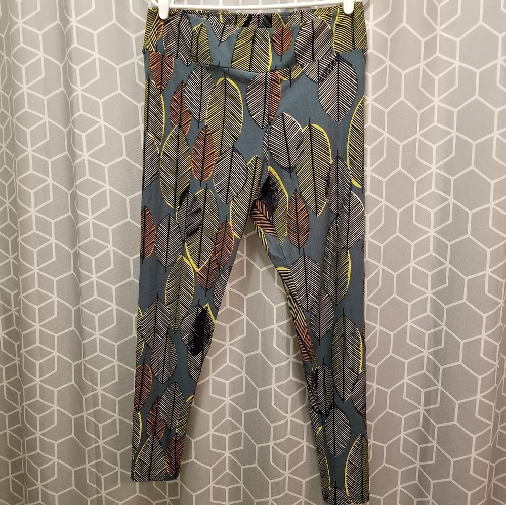 Lularoe TC Leggings - Leaves